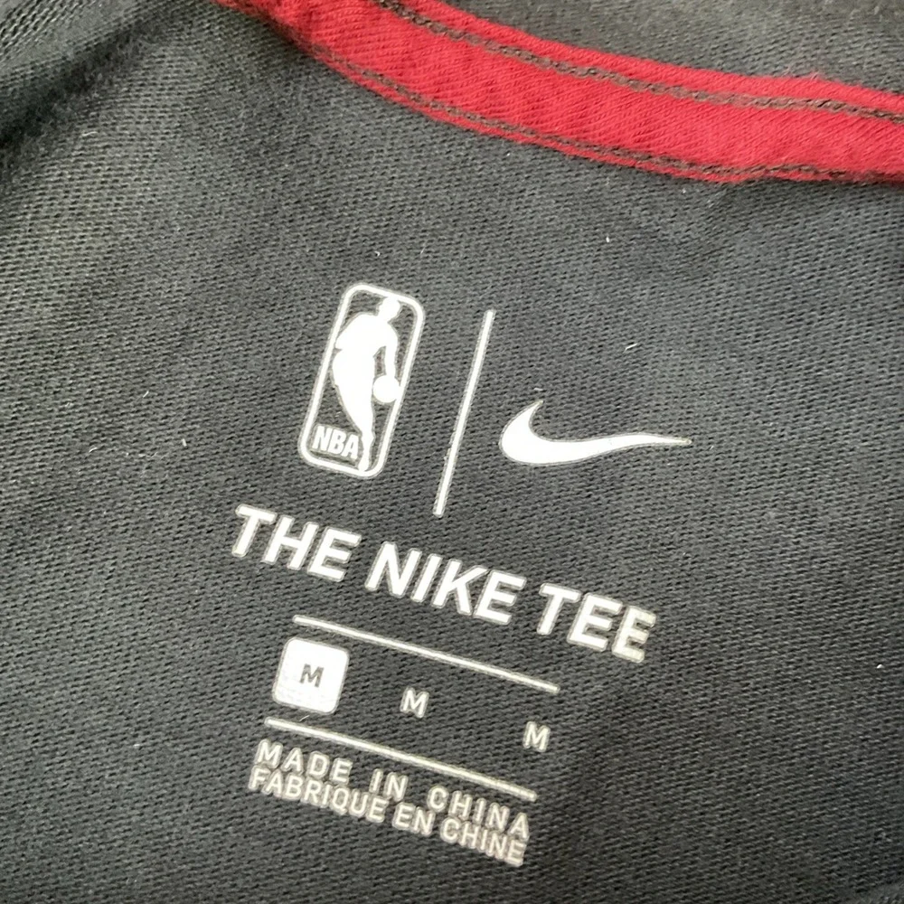 Nike Cleveland Cavaliers NBA Hoodie Black Basketball Short Sleeve Men‎ Sz M